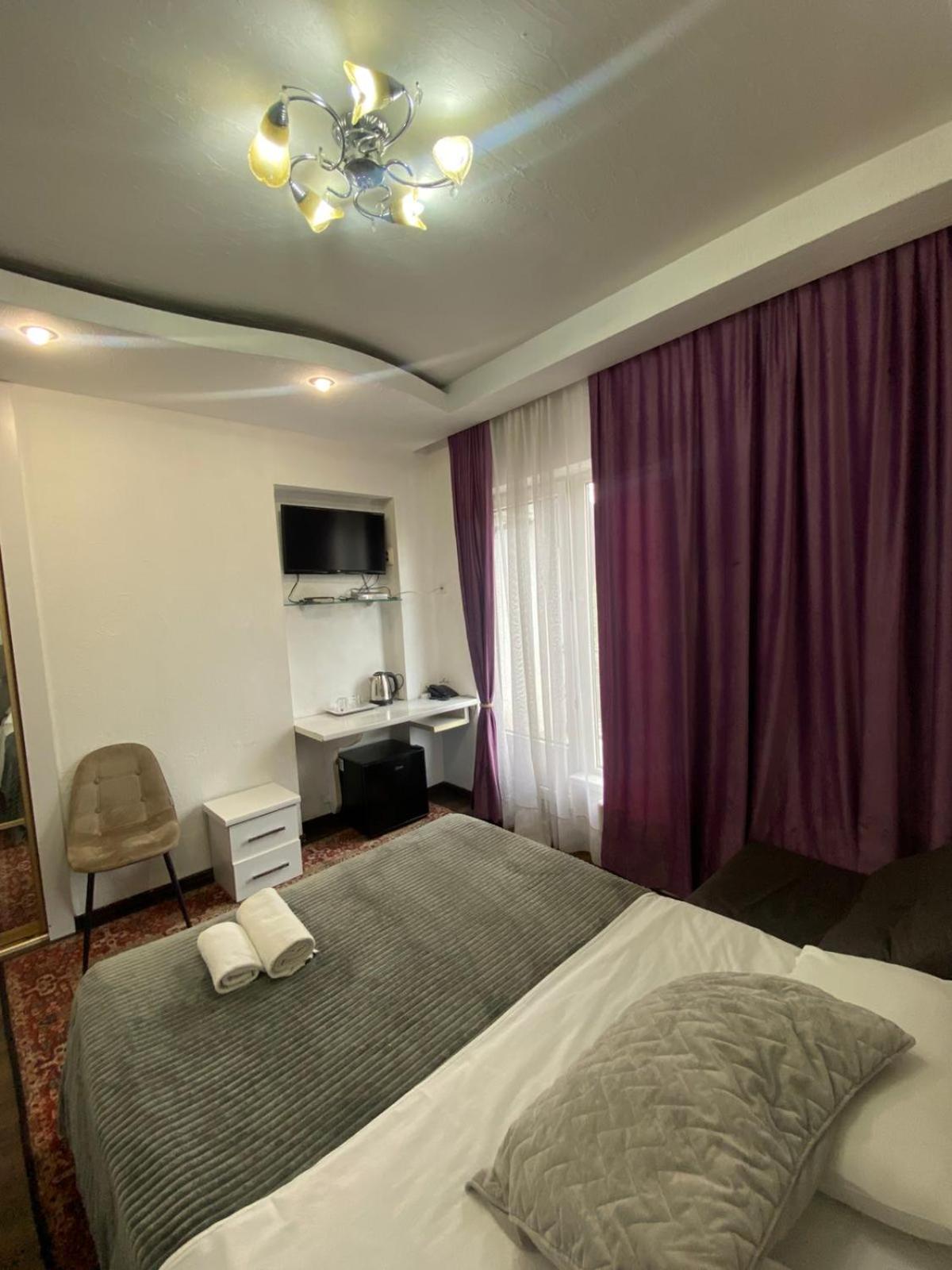 Bella Donna Hotel Chisinau Exterior photo